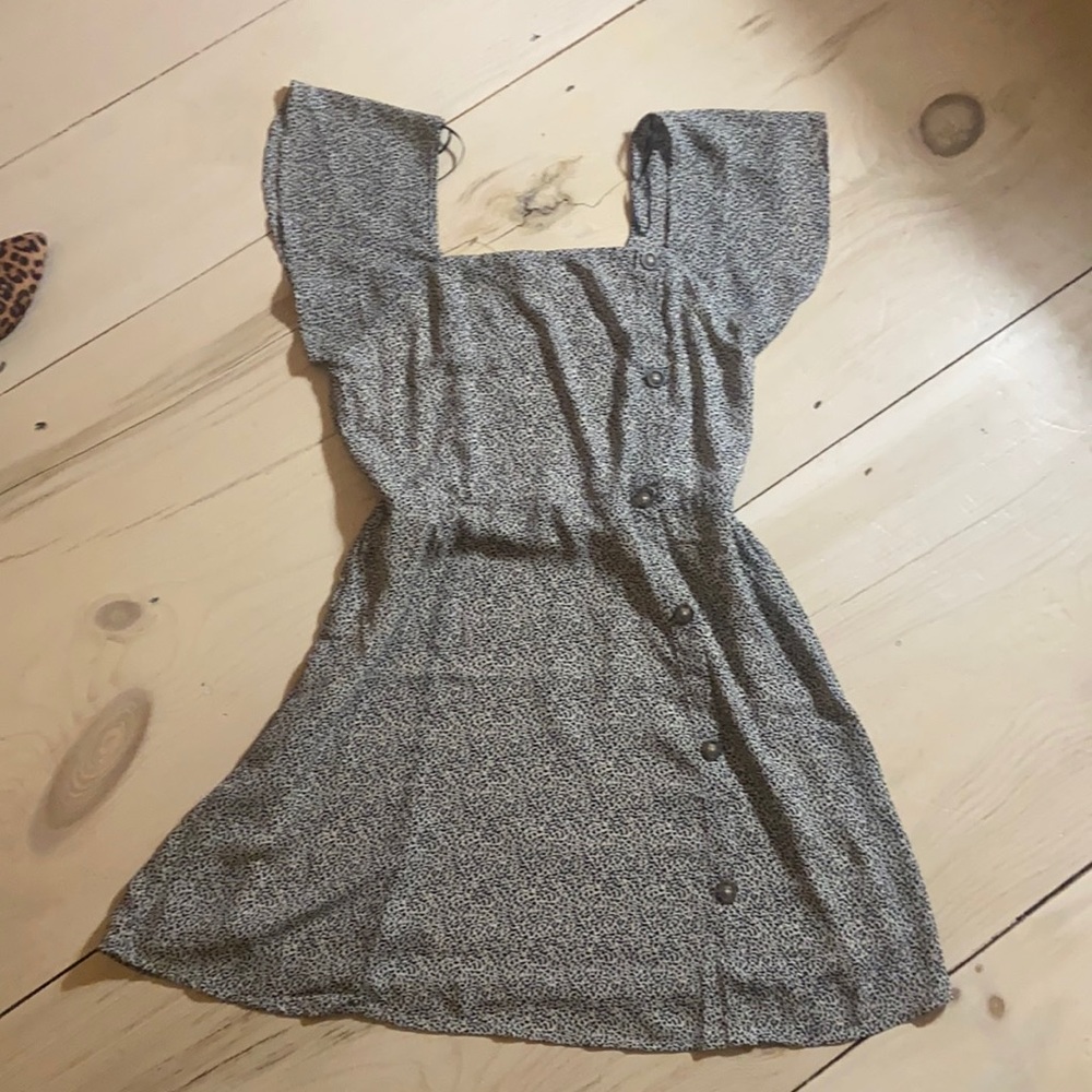 Flouncy dress